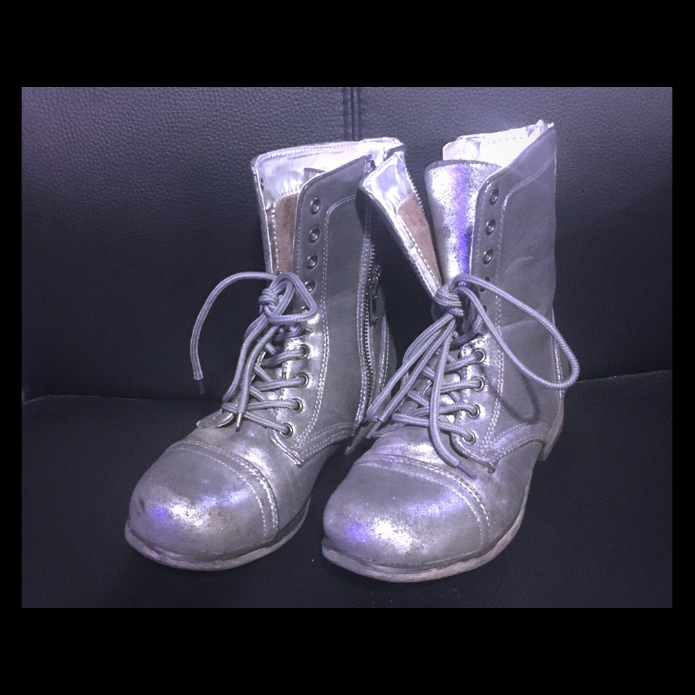 Bamboo Combat Boots. Great for a Halloween Costume